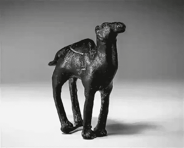 تمثال حيواني
